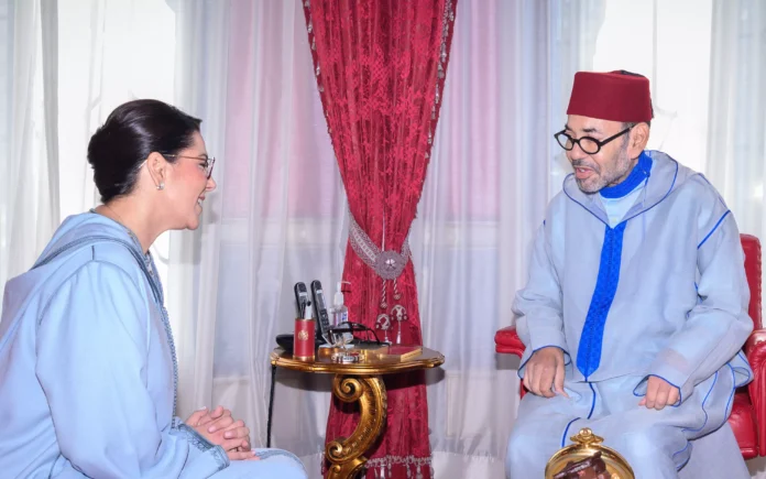 Fatima Ezzahra El Mansouri lors de sa nomination comme cheffe du gouvernement marocain